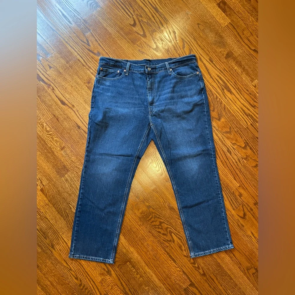 Levi’s 541 Medium Wash Jeans - Size 42 x 30